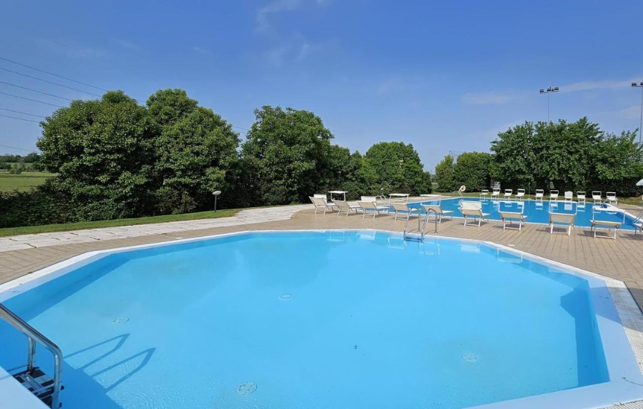 Wendy Apartment- Twobedroom & Pool & Parkprivatefree & Sports 데센자노델가르다 외부 사진